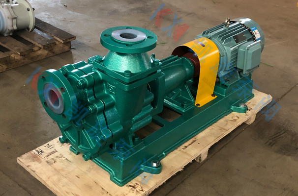 �r��������